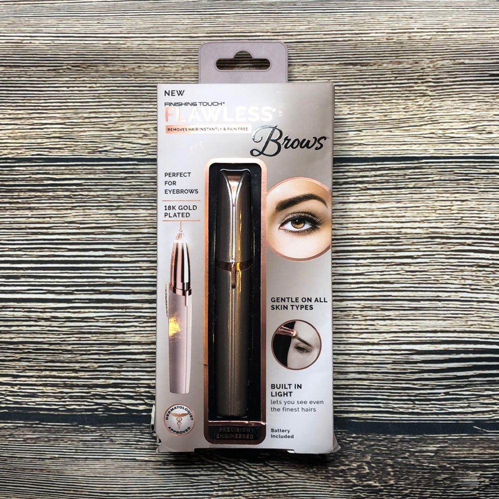 Finishing Touch Flawless Brows Brown Razor